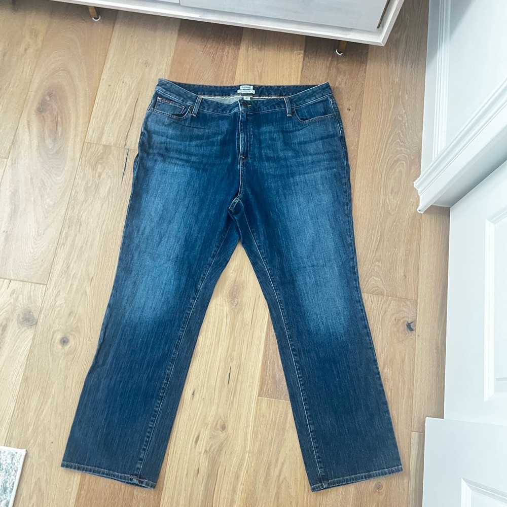 L.L. Bean Favorite Fit Dark Blue Jeans Sz 20